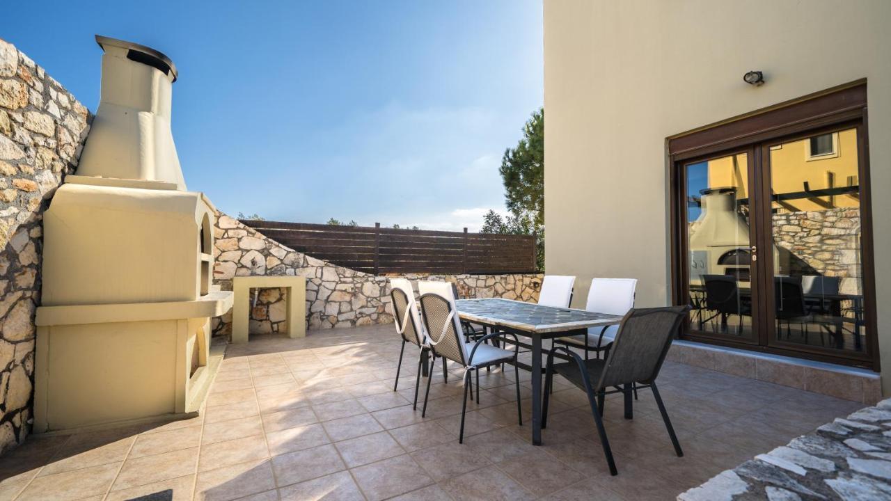 Villa Majestic Crete Heated Pool And Sauna Megala Chorafia Bagian luar foto