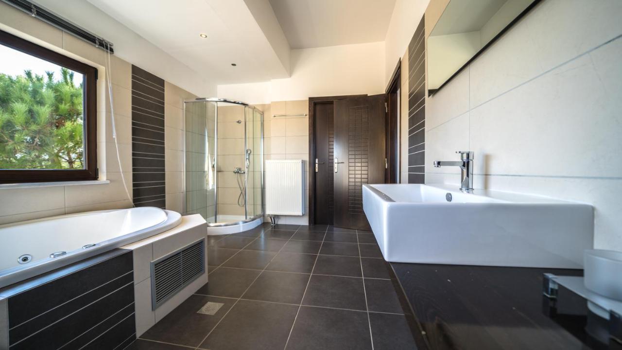 Villa Majestic Crete Heated Pool And Sauna Megala Chorafia Bagian luar foto